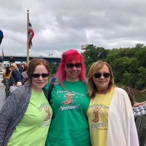 Meet your Posher, Deborah